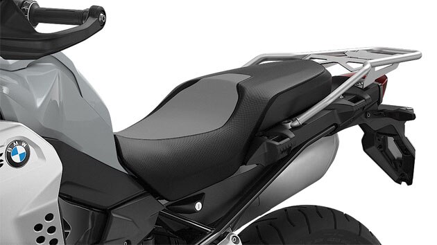 Pohled na komfortní sedlo modelu F 850 GS Adventure.