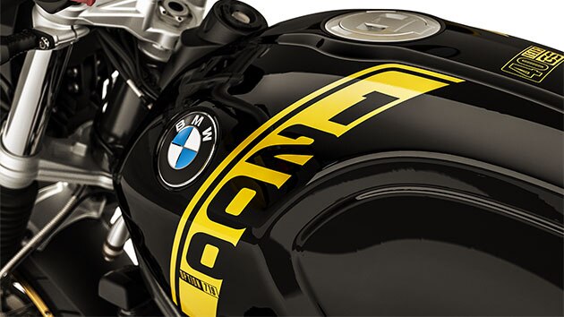 Pohled na kryty hlavy válců motocyklu R nineT Urban G/S.