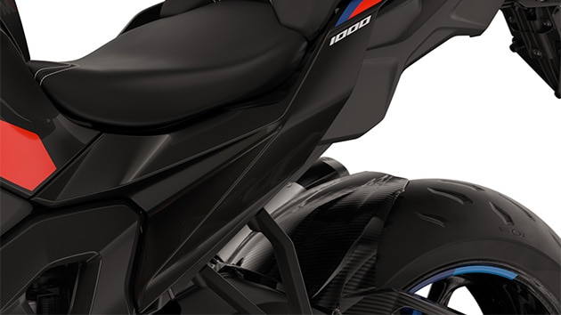 Karbonové díly M Competition paketu modelu M 1000 XR od BMW Motorrad