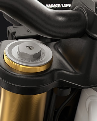 43mm vidlice upside-down motocyklu F 450 R od BMW Motorrad