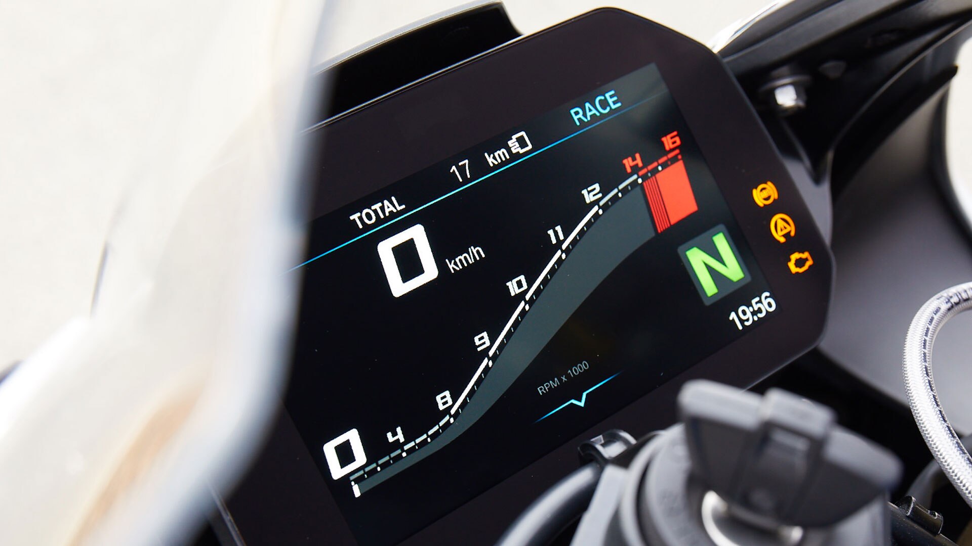 BMW RR 6.5" TFT displej