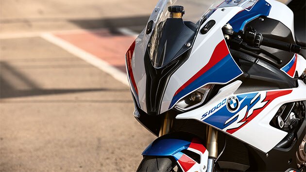 BMW RR světlomety, detailní pohled