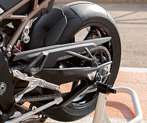 BMW RR kyvné rameno