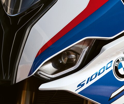 BMW RR světlomety, detailní pohled