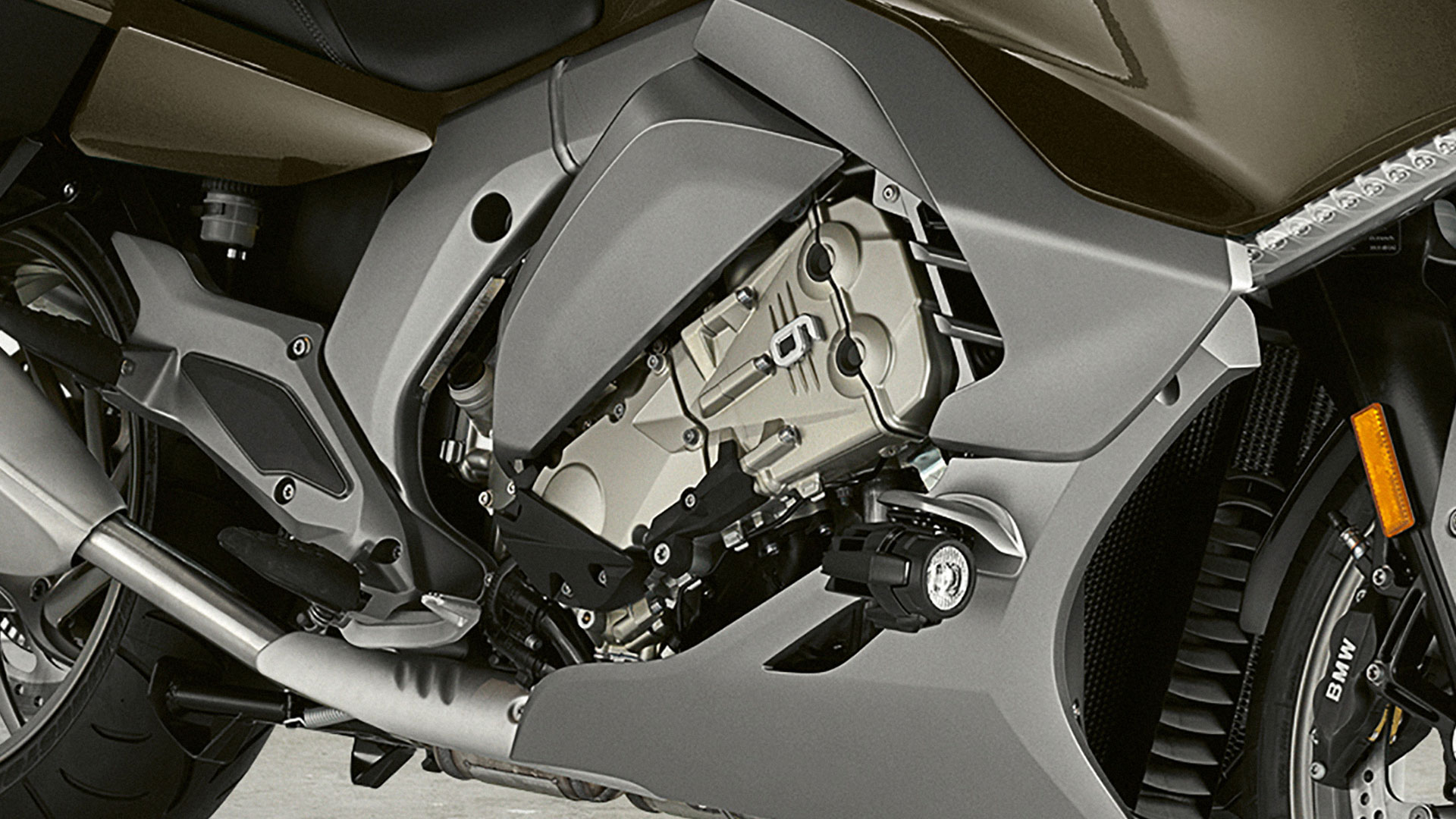 Šestiválcový řadový motor K 1600 GTL