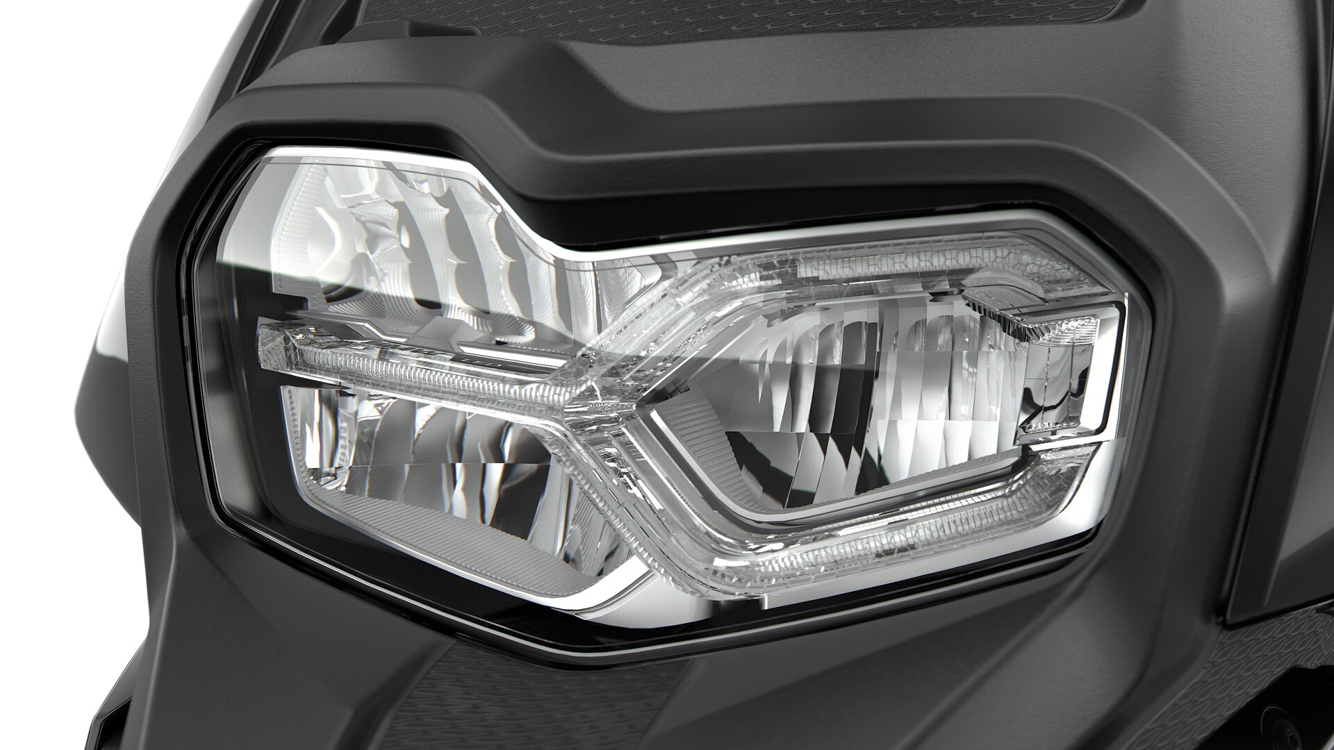 Pohled na přední část modelu C 400 X s full LED světlomety.